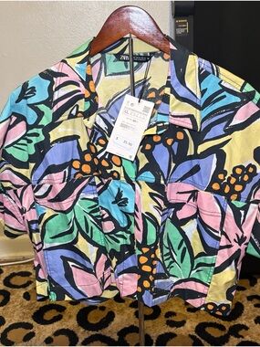 Zara Multicolor Tropical Leaf Print Cropped Shirt